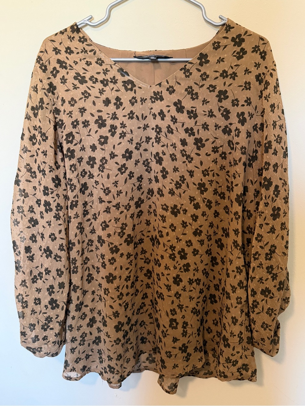 DAVI & DANI Tan Floral V-Neck Tunic